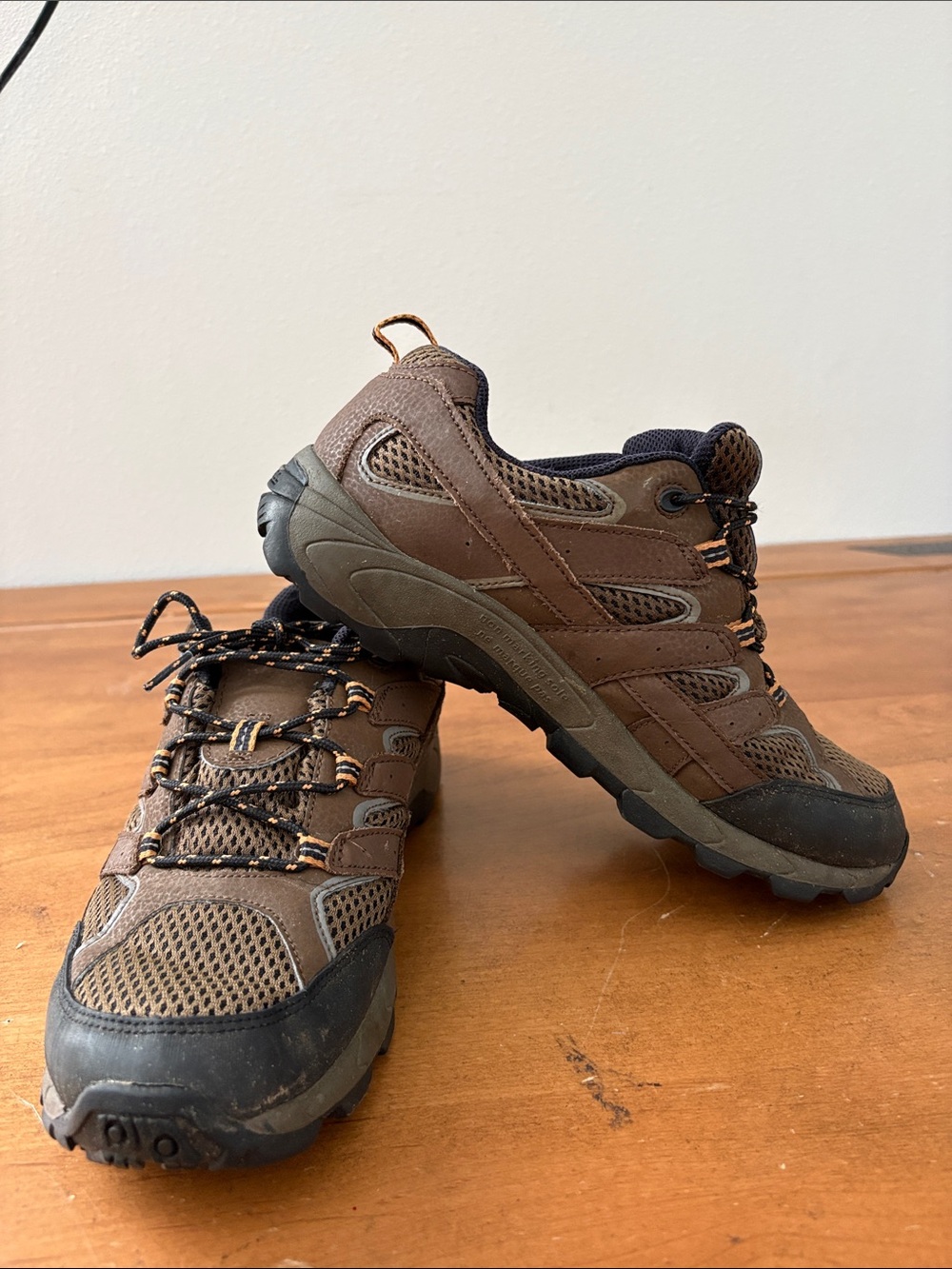 Merrell Moab 2 Trail Hiking Shoes Size 7